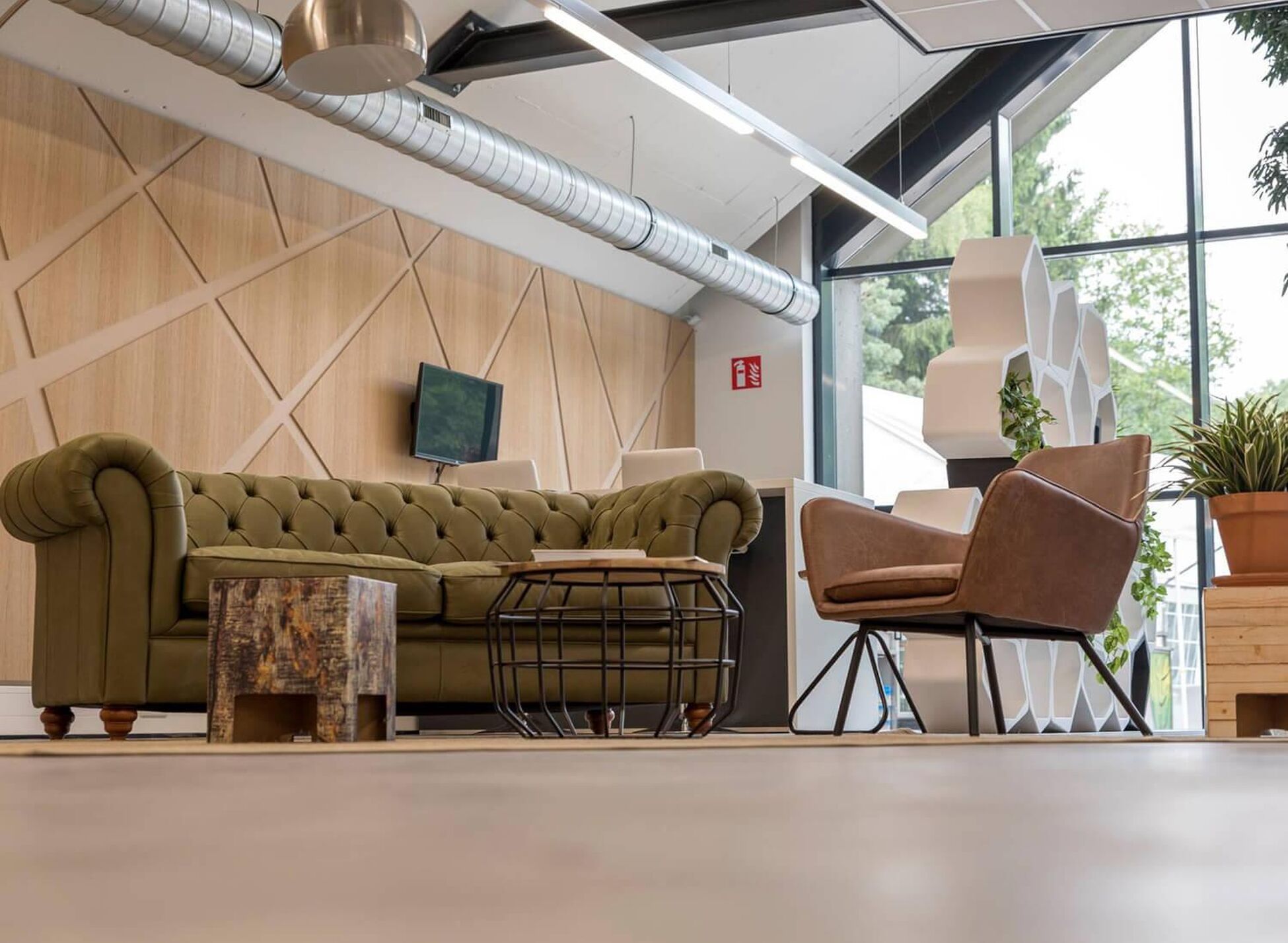 Zakelijk interieurontwerp f-16 shelter dynteq in Enschede - Foto 5