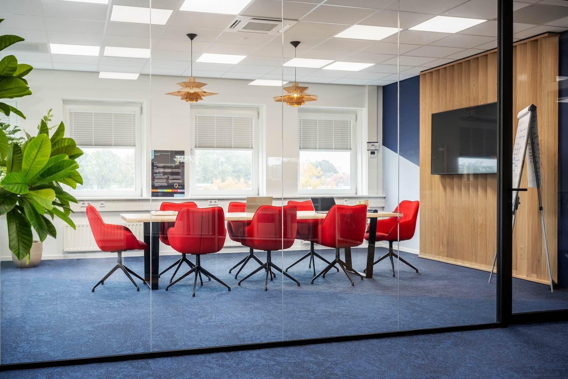 Zakelijk interieurontwerp kantoor leviat in dstrct/74 in Hengelo - Foto 3