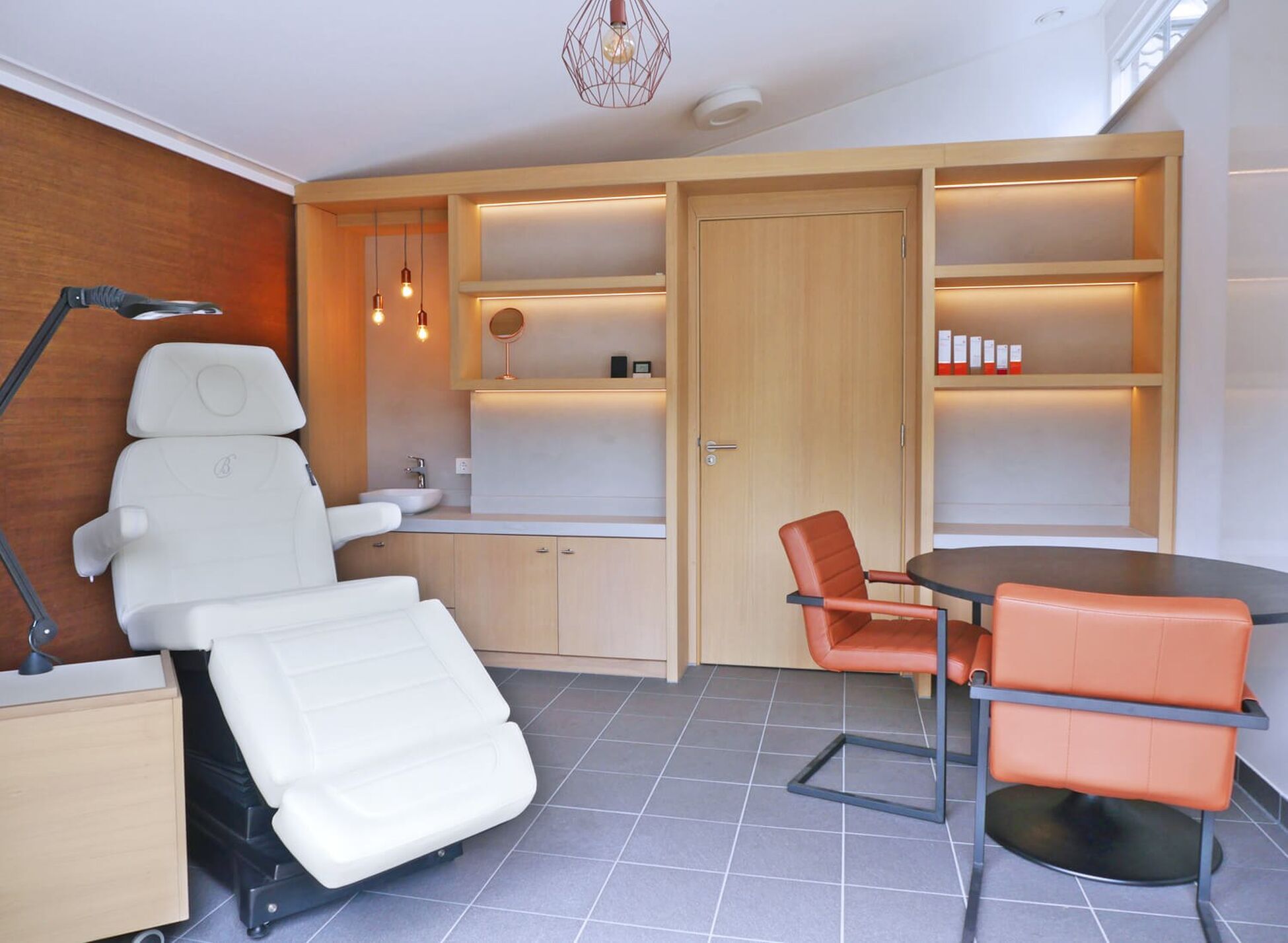 Zakelijk interieurontwerp praktijk huid met zorg in Hengelo - Foto 1